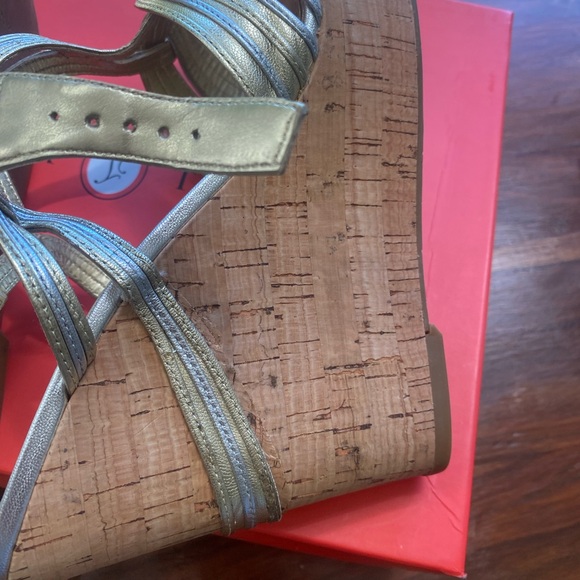 Ivanka Trump Cork Wedges 10.5 - Picture 3 of 11